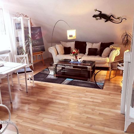 Kuenstler Ferienwohnung 3 Zimmer Kueche Bad Zentrale Lage Wulsbuttel المظهر الخارجي الصورة