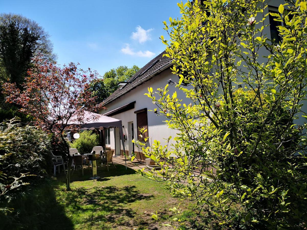 Kuenstler Ferienwohnung 3 Zimmer Kueche Bad Zentrale Lage Wulsbuttel المظهر الخارجي الصورة