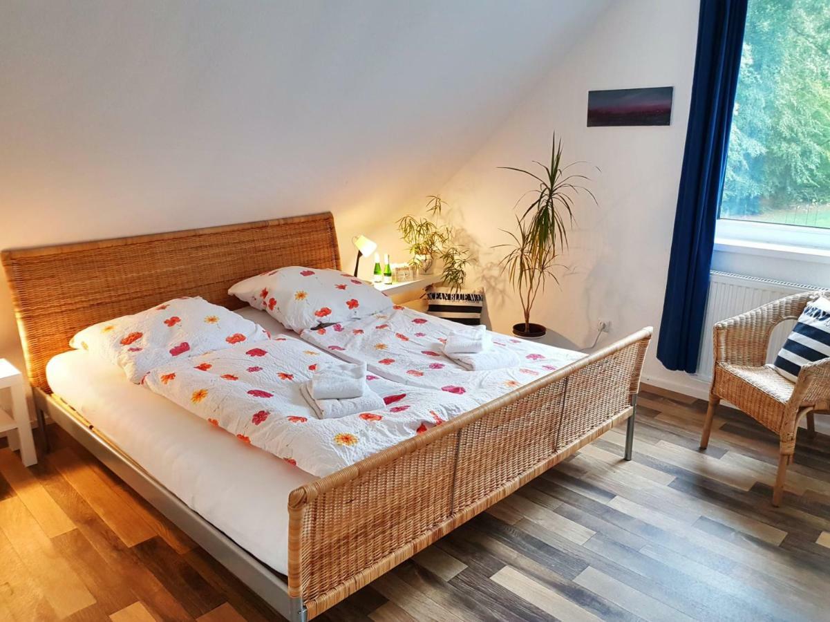 Kuenstler Ferienwohnung 3 Zimmer Kueche Bad Zentrale Lage Wulsbuttel المظهر الخارجي الصورة